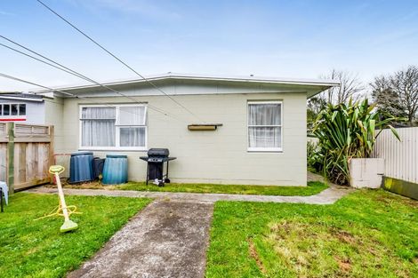 Photo of property in 33a Maire Street, Inglewood, 4330