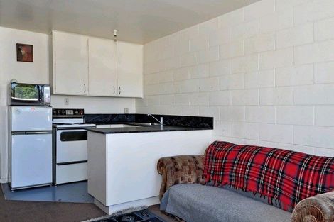 Photo of property in 2/112a Olliviers Road, Phillipstown, Christchurch, 8011