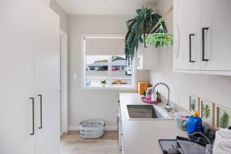 Photo of property in 9 Roore Street, Foxton Beach, Foxton, 4815