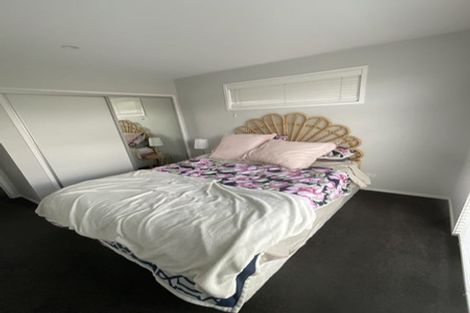 Photo of property in 12 Lamborn Drive, Papakura, 2110