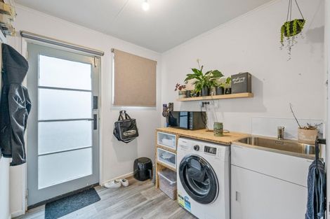 Photo of property in 86 Dunbeath Crescent, Kew, Invercargill, 9812