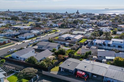 Photo of property in 1/18 Gobray Crescent, Mount Maunganui, 3116