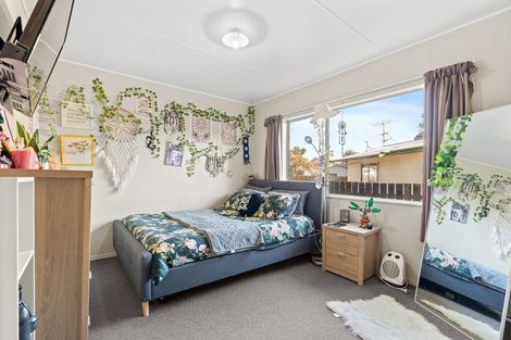 Photo of property in 8b Kupe Drive, Carterton, 5713