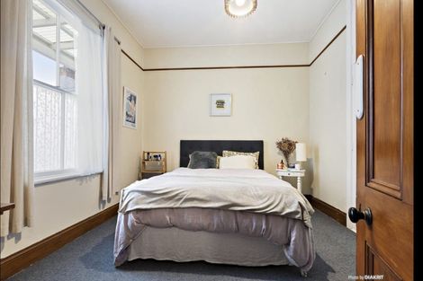 Photo of property in 1 Mckenzie Terrace, Te Aro, Wellington, 6011