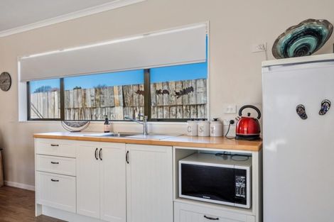 Photo of property in 12 Kiokio Place, Maketu, Te Puke, 3189