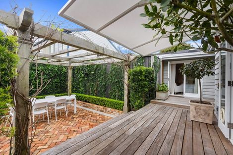 Photo of property in 1/2 Calliope Road, Devonport, Auckland, 0624