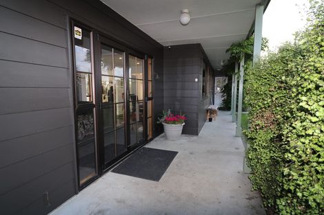 Photo of property in 21 Abercrombie Street, Milton, 9220