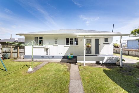 Photo of property in 13 Jenks Street, Foxton, 4814