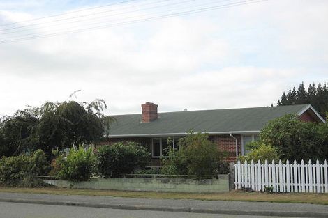 Photo of property in 11 Edward Street, Waimate, 7924