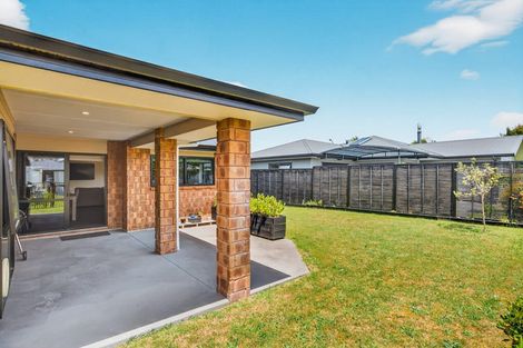 Photo of property in 13 Maison Way, Rangatira Park, Taupo, 3330