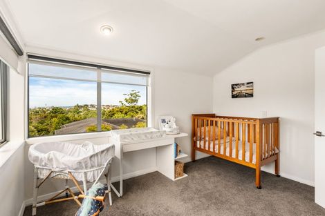 Photo of property in 11 Bank Street, Hillcrest, Auckland, 0627