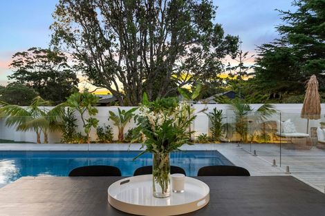 Photo of property in 27 Maygrove Drive, Orewa, 0931