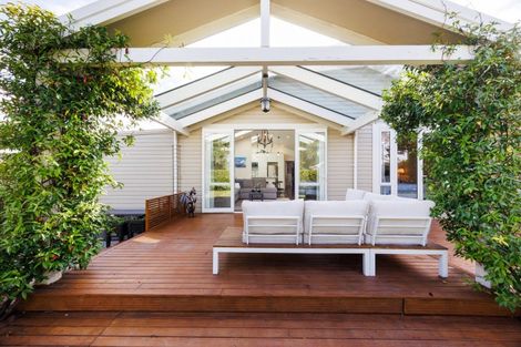 Photo of property in 3 Karaka Street, Hokowhitu, Palmerston North, 4410