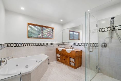 Photo of property in 8 Baker Grove, Wanaka, 9305