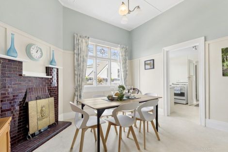 Photo of property in 5 Te Wharepouri Street, Berhampore, Wellington, 6023