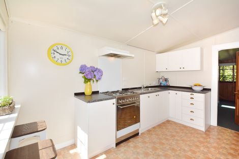 Photo of property in 2 Bacon Street, Broad Bay, Dunedin, 9014