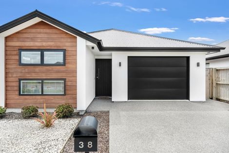 Photo of property in 38 Mabel Crescent, Halswell, Christchurch, 8025