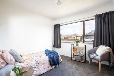 Photo of property in 19 Tukapa Street, Westown, New Plymouth, 4310