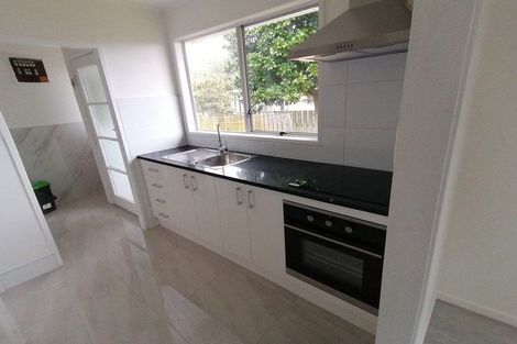 Photo of property in 2/7 Ririno Place, Manurewa, Auckland, 2102