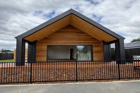 Photo of property in 21 Ohau Road, Twizel, 7901