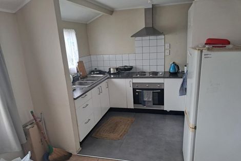 Photo of property in 1/5 Volta Place, Clendon Park, Auckland, 2103