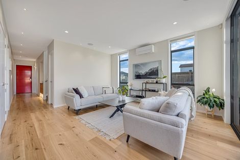 Photo of property in 39 Craigs Way, Hobsonville, Auckland, 0616