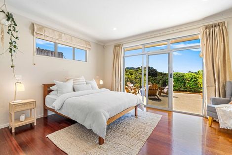 Photo of property in 64 Balboa Drive, Matakatia, Whangaparaoa, 0930