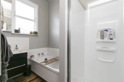 Photo of property in 19 Haunui Road, Pukerua Bay, 5026