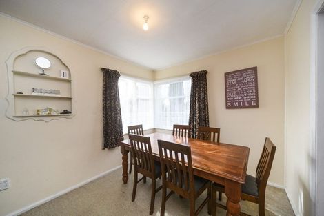Photo of property in 16 Ronberg Street, Highbury, Palmerston North, 4412
