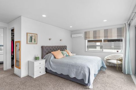 Photo of property in 8 Ruru Place, Levin, 5510