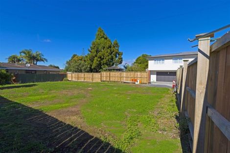Photo of property in 209a Edmonton Road, Te Atatu South, Auckland, 0610