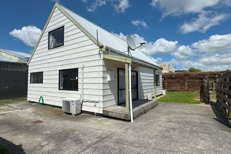 Photo of property in 30 Ngata Street, Palmerston North, 4410