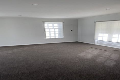 Photo of property in 48 Miramar North Road, Miramar, Wellington, 6022