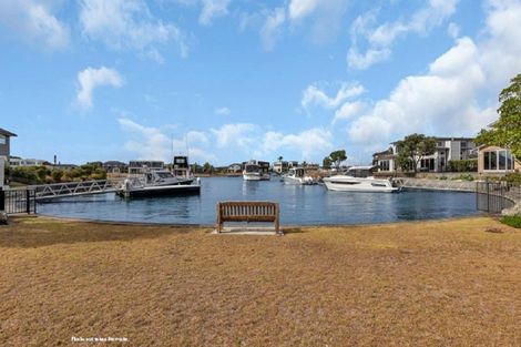 Photo of property in 1 Lanyard Place, One Tree Point, 0118