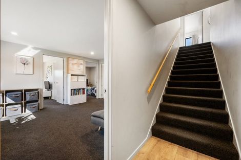 Photo of property in 71 Stratford Drive, Mount Pisa, Cromwell, 9383