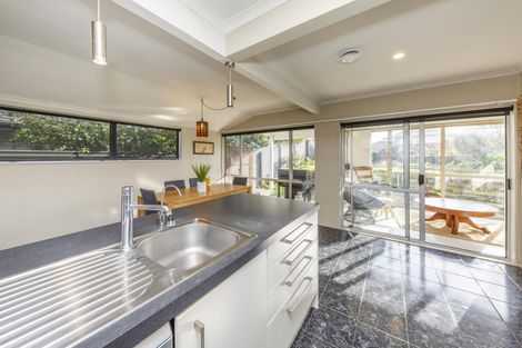 Photo of property in 40 Pencarrow Street, Highbury, Palmerston North, 4412