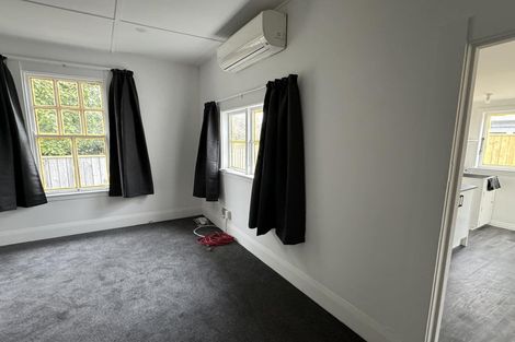 Photo of property in 107 Bell Road, Waiwhetu, Lower Hutt, 5010