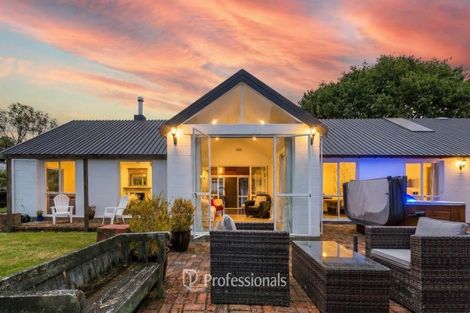 Photo of property in 20 Barton Road, Heretaunga, Upper Hutt, 5018