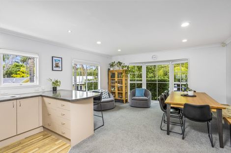 Photo of property in 78 Rosario Crescent, Red Beach, 0932