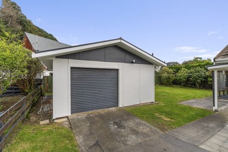 Photo of property in 99 Norfolk Crescent, Otaki Beach, Otaki, 5512