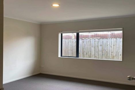Photo of property in 24 Donegal Park Drive, Flat Bush, Auckland, 2019