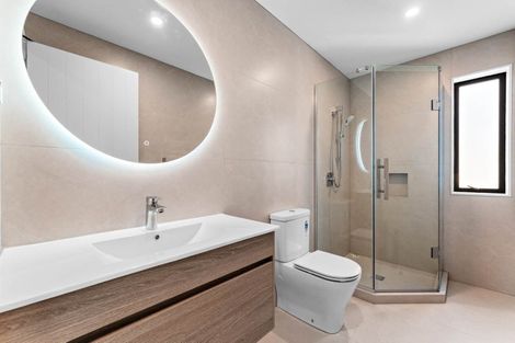 Photo of property in 16 Anehu Place, Greenhithe, Auckland, 0632