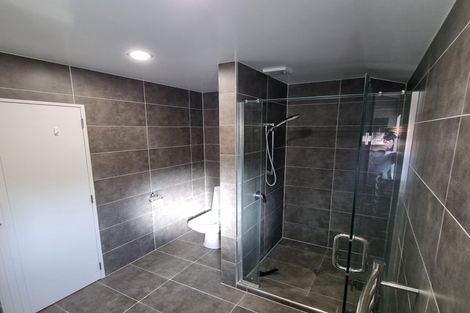 Photo of property in 8 Stubbs Place, Fairview Heights, Auckland, 0632