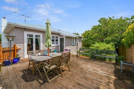 Photo of property in 11a Meadows Avenue, Waiwhetu, Lower Hutt, 5010