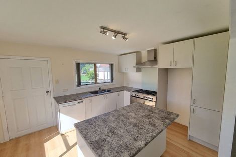 Photo of property in 3/68 Takutai Avenue, Half Moon Bay, Auckland, 2012