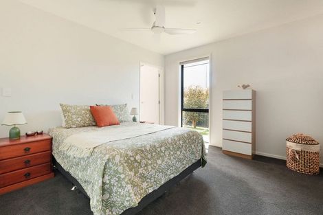 Photo of property in 35 Dunkeld Drive, Papamoa, 3118