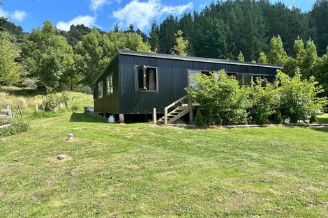 Photo of property in 136 Uruti Road, Uruti, Urenui, 4378