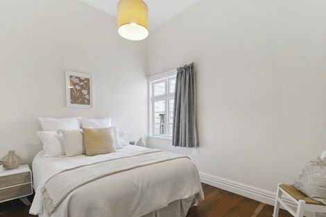 Photo of property in 90 Constable Street, Newtown, Wellington, 6021