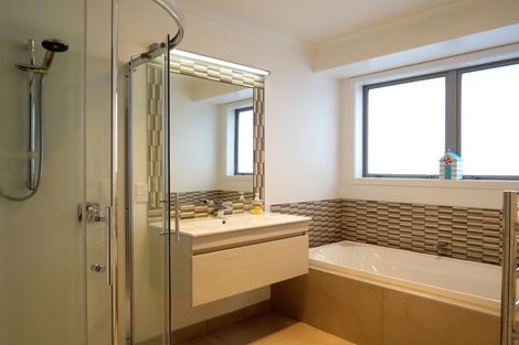 Photo of property in 71 Golden Shore Place, Coromandel, 3506