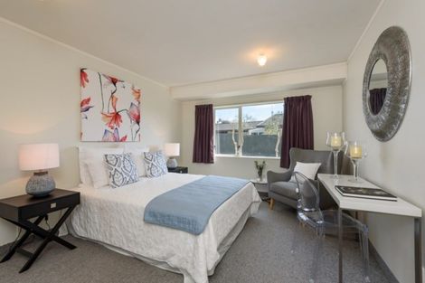 Photo of property in 32 Rutherford Drive, Waikanae Beach, Waikanae, 5036